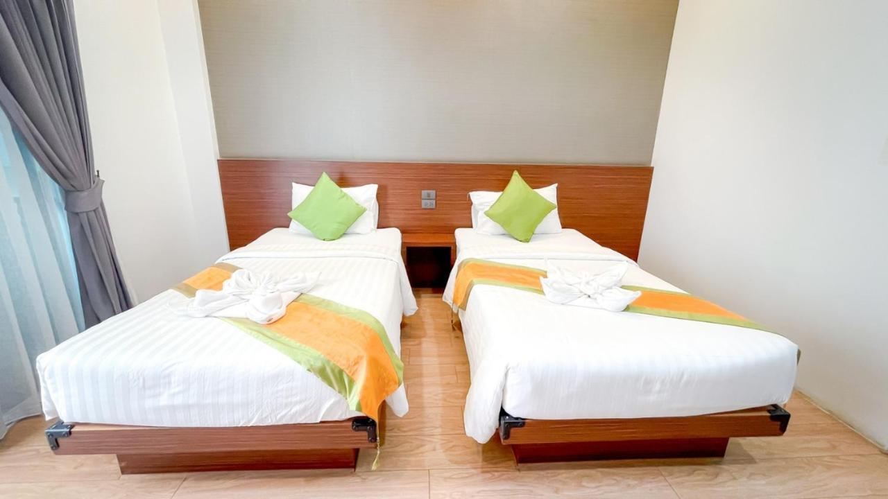 The S.G Hotel Buriram Esterno foto