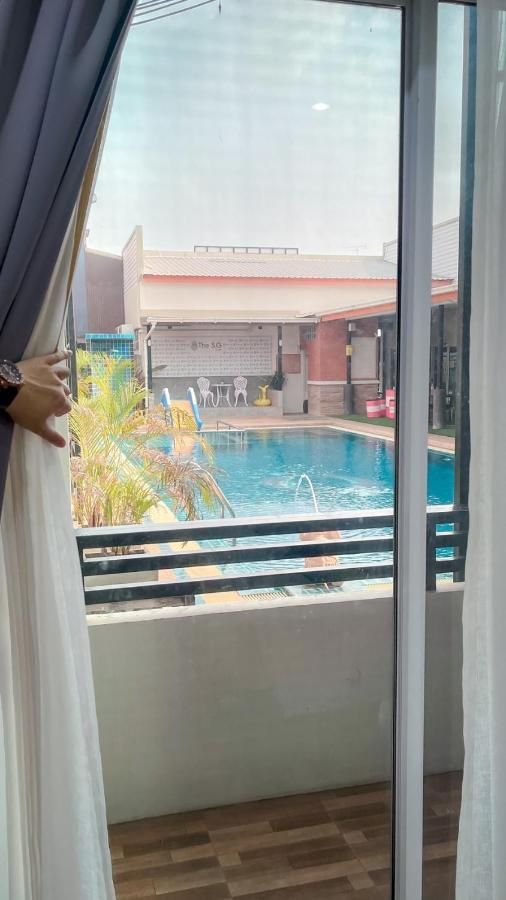 The S.G Hotel Buriram Esterno foto