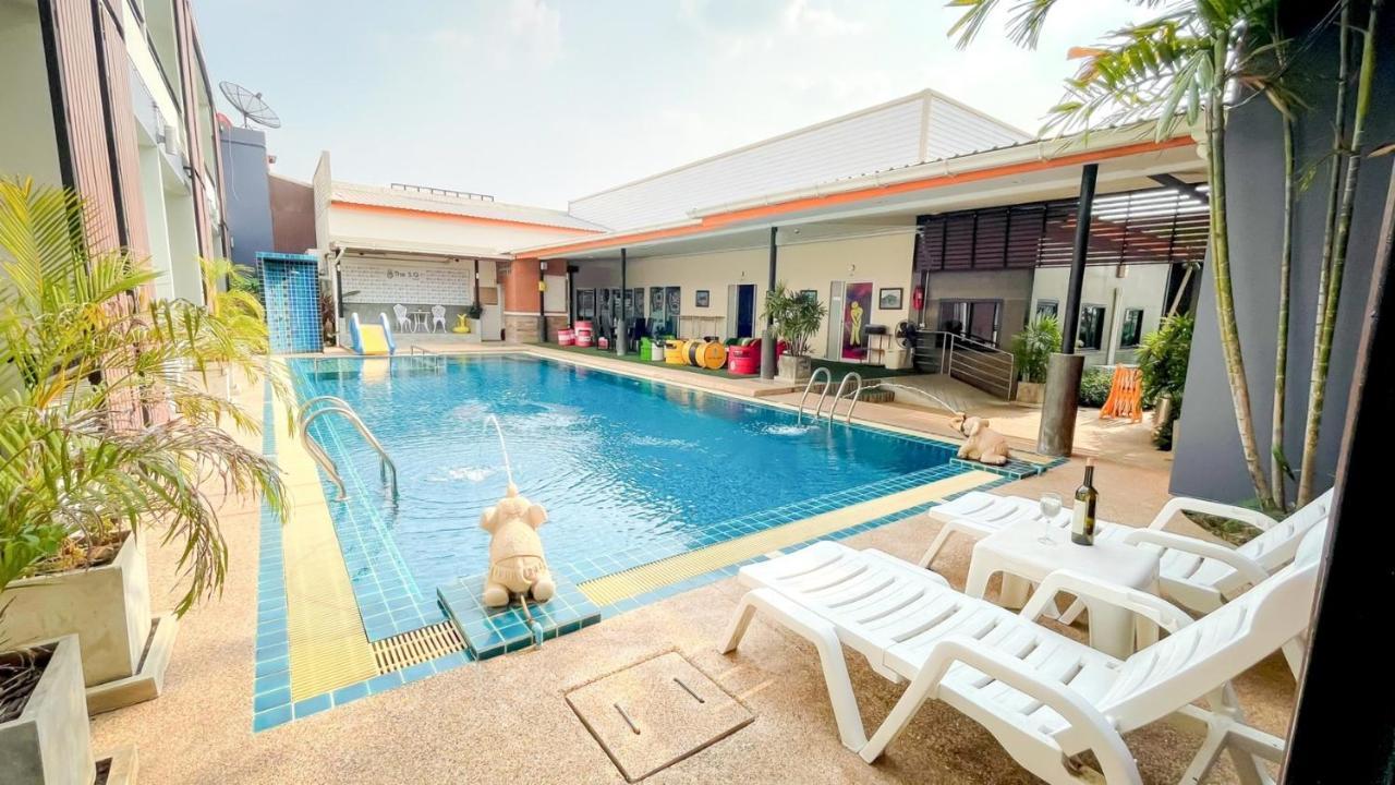 The S.G Hotel Buriram Esterno foto